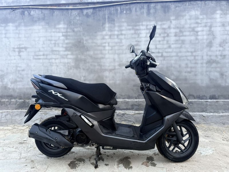 二手五羊本田NX125