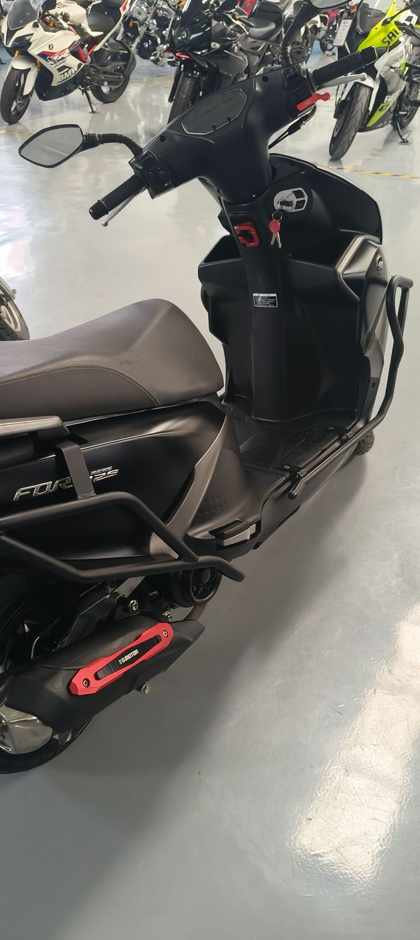 二手QJMOTOR鸿125