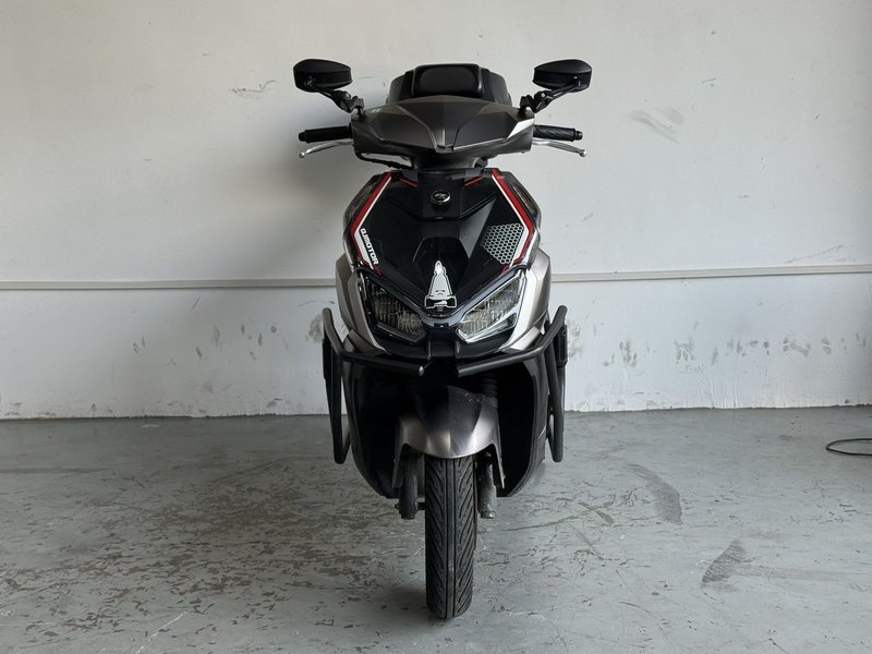 二手QJMOTOR鸿150RS