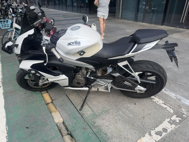 二手阿普利亚RS 660 