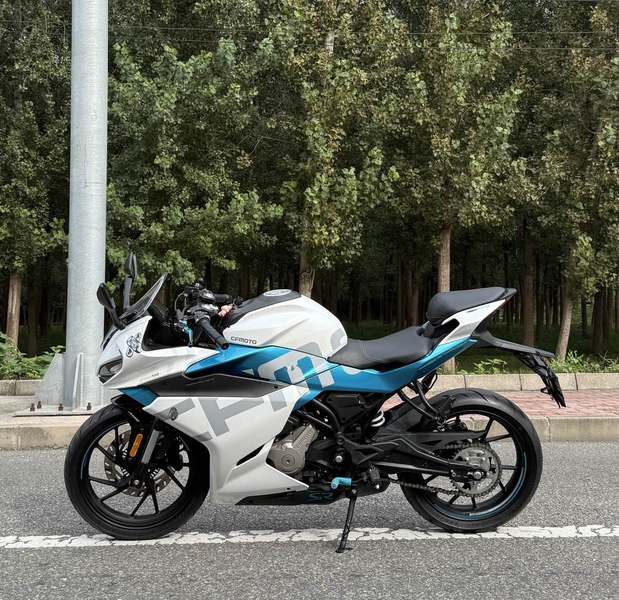 二手春风250SR