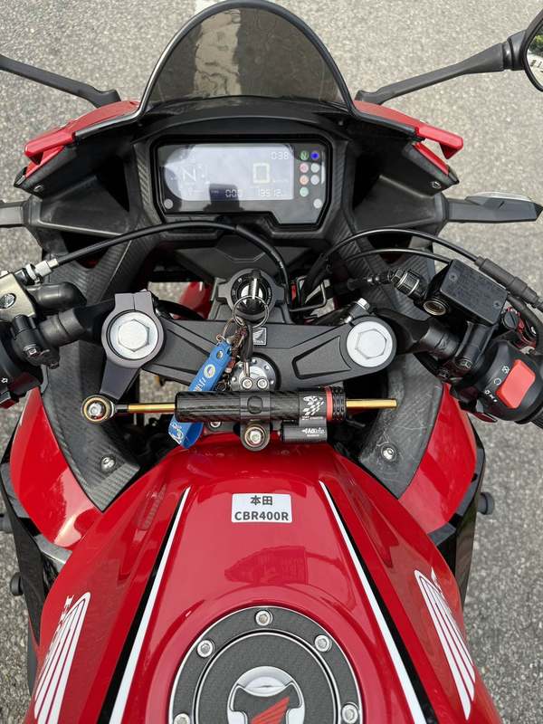 二手本田CBR400R