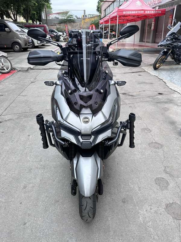 二手三阳哈士奇 Husky ADV150
