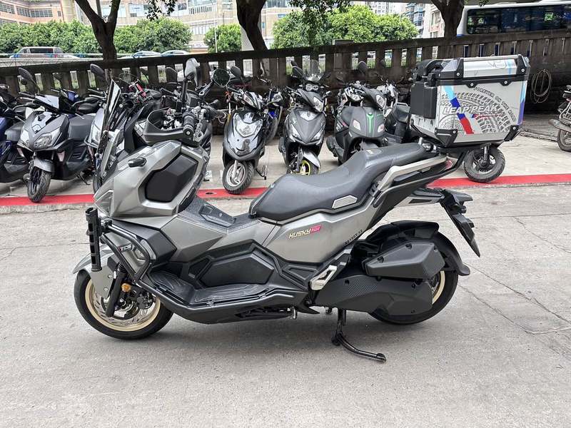 二手三阳哈士奇 Husky ADV150