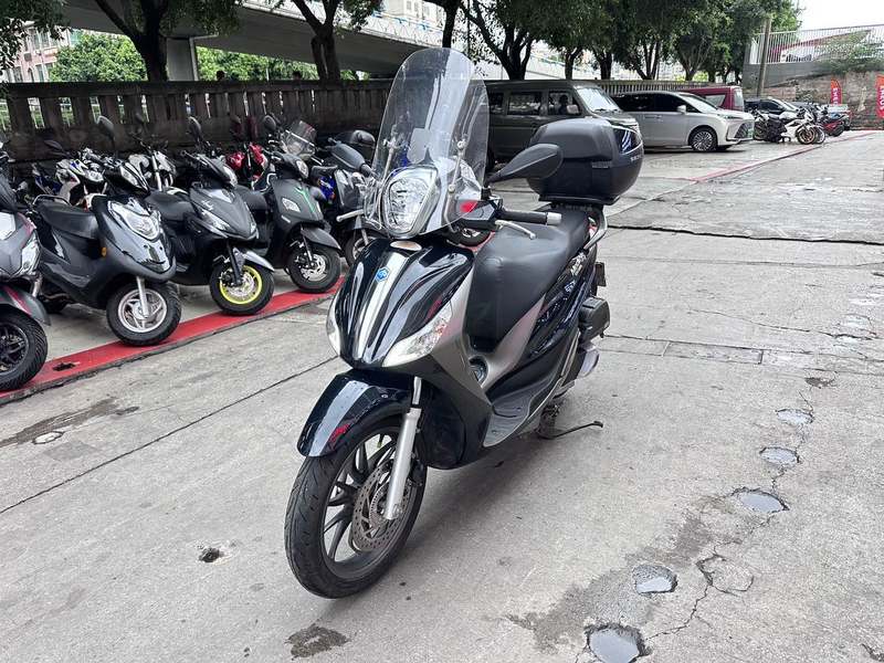 二手比亚乔Medley 150