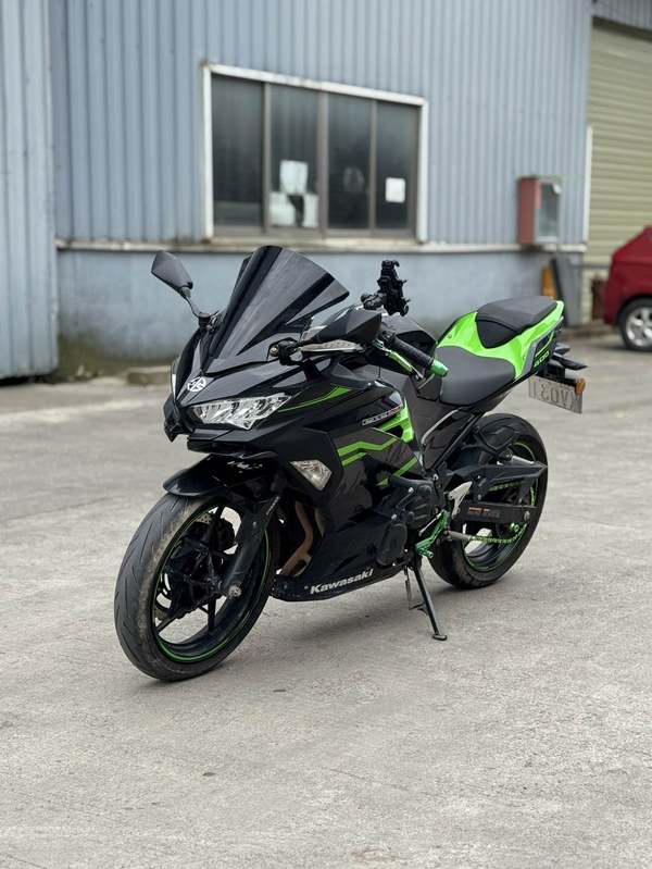 二手川崎Ninja 400