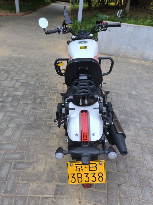 二手QJMOTOR闪300