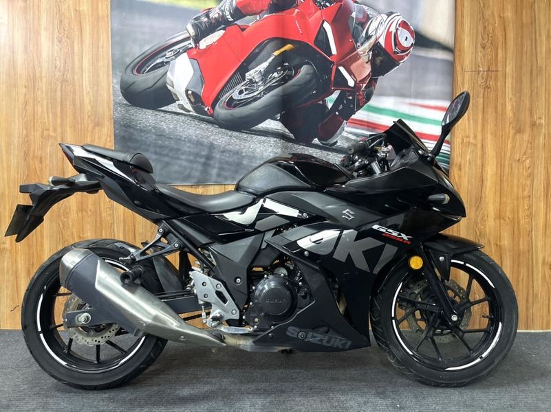 二手豪爵铃木GSX250R