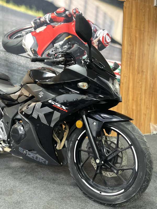 二手豪爵铃木GSX250R