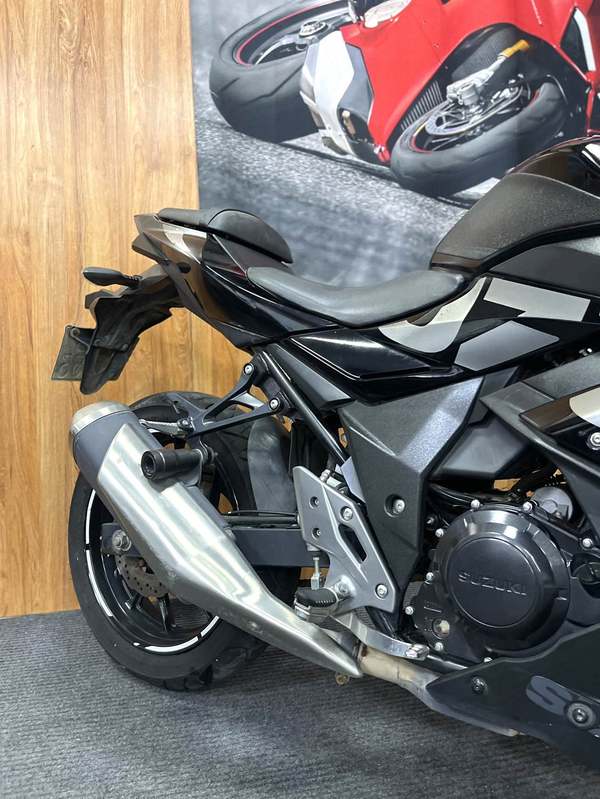 二手豪爵铃木GSX250R