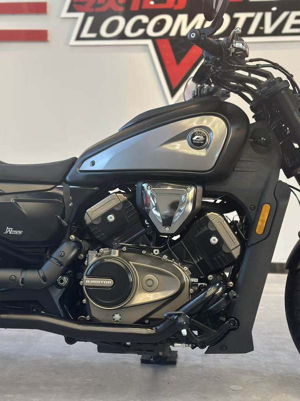 二手QJMOTOR闪600