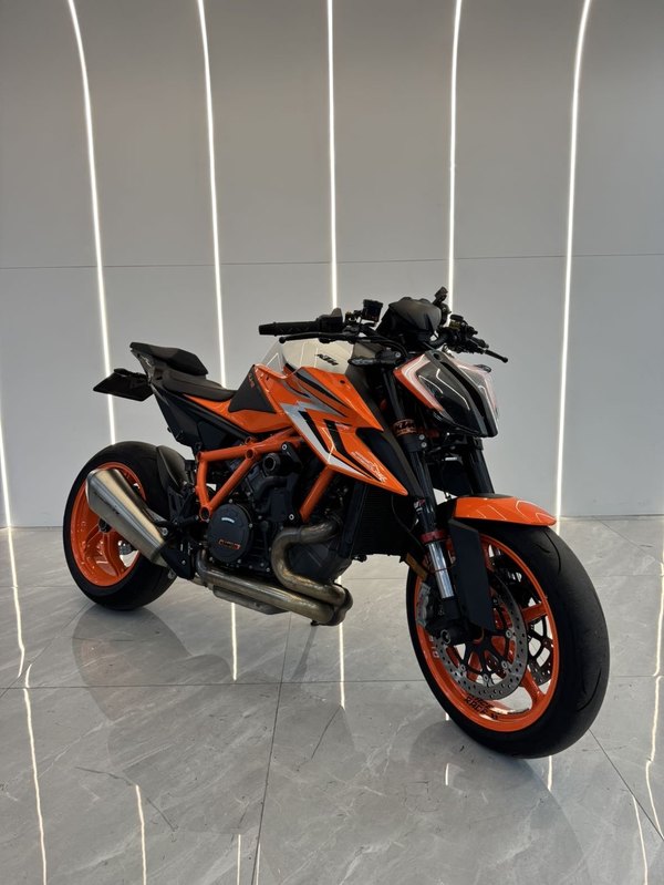 二手KTMR2R1290 Super Duke