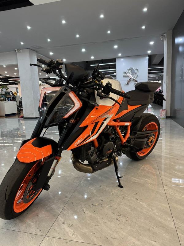 二手KTMR2R1290 Super Duke