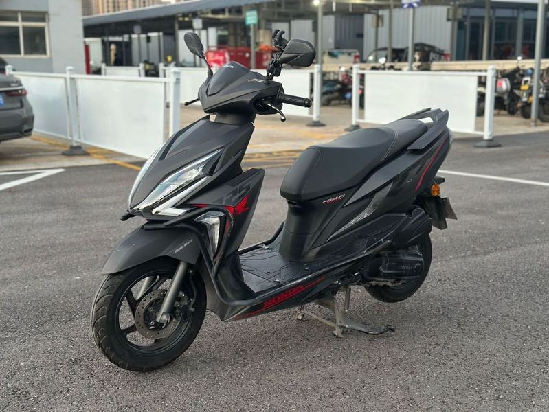 二手新大洲本田裂行 RX125Fi