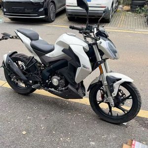 二手贝纳利小迅龙 BN150S
