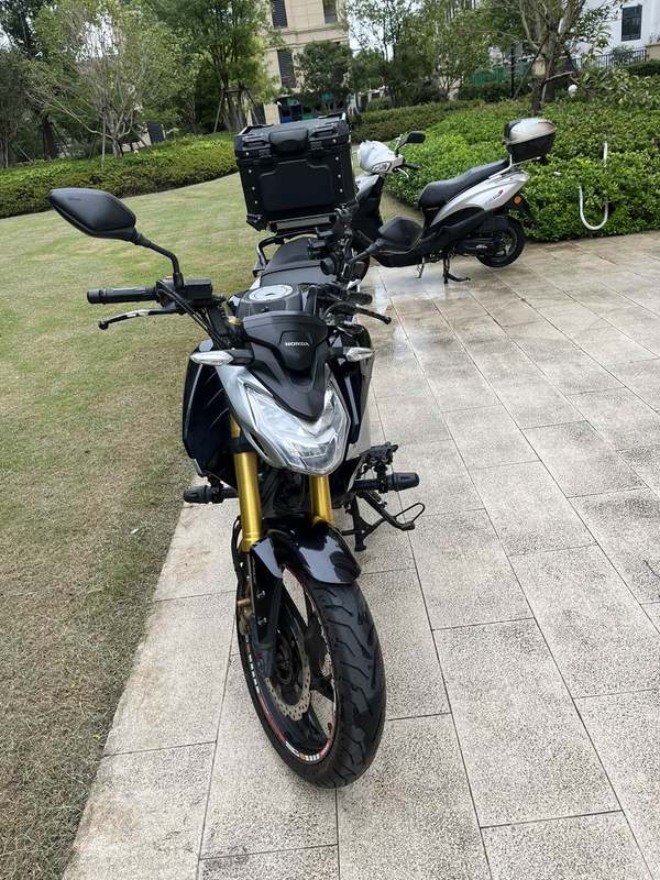 二手五羊本田CB190R 暴锋眼