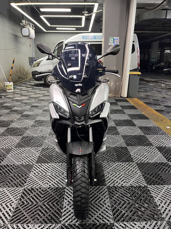二手阿普利亚SR GT 200
