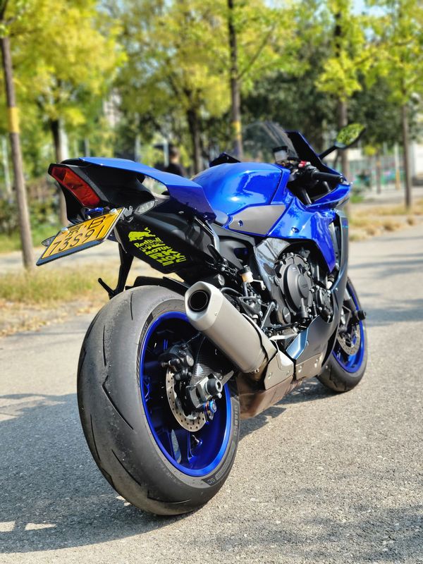 二手雅马哈YZF-R1