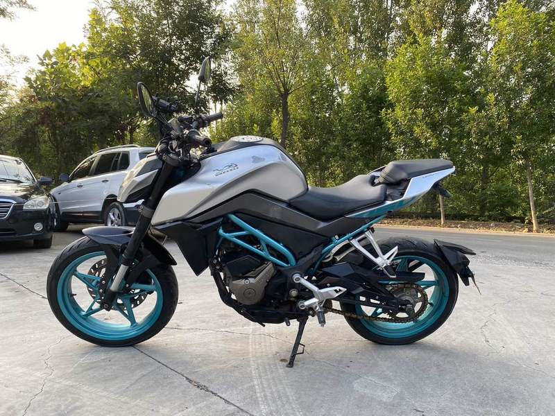 二手春风250NK