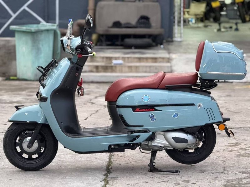 二手维多利亚Sixties 250Si