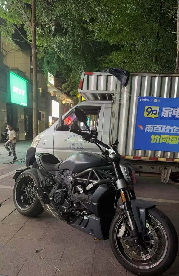 二手杜卡迪Diavel 