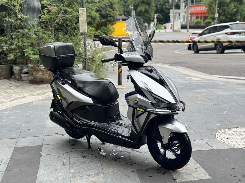 二手QJMOTOR鸿125