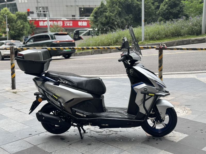 二手QJMOTOR鸿125