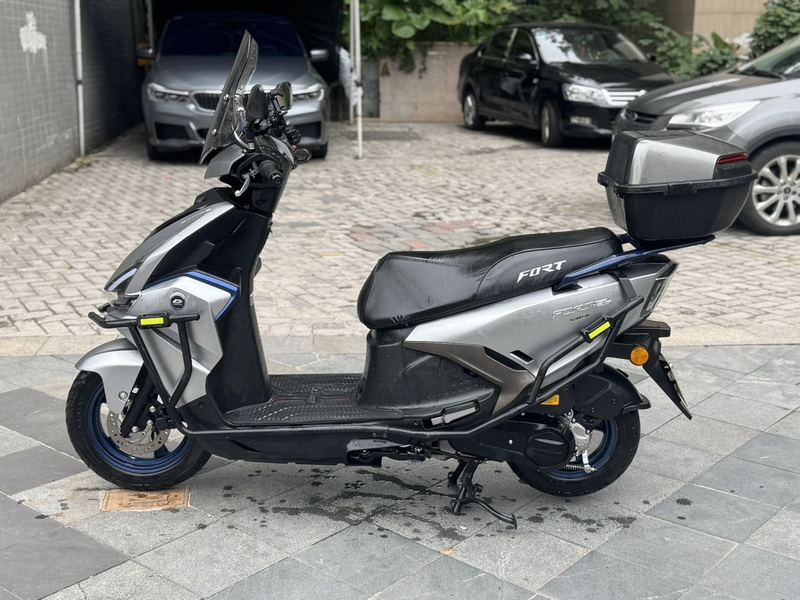 二手QJMOTOR鸿125