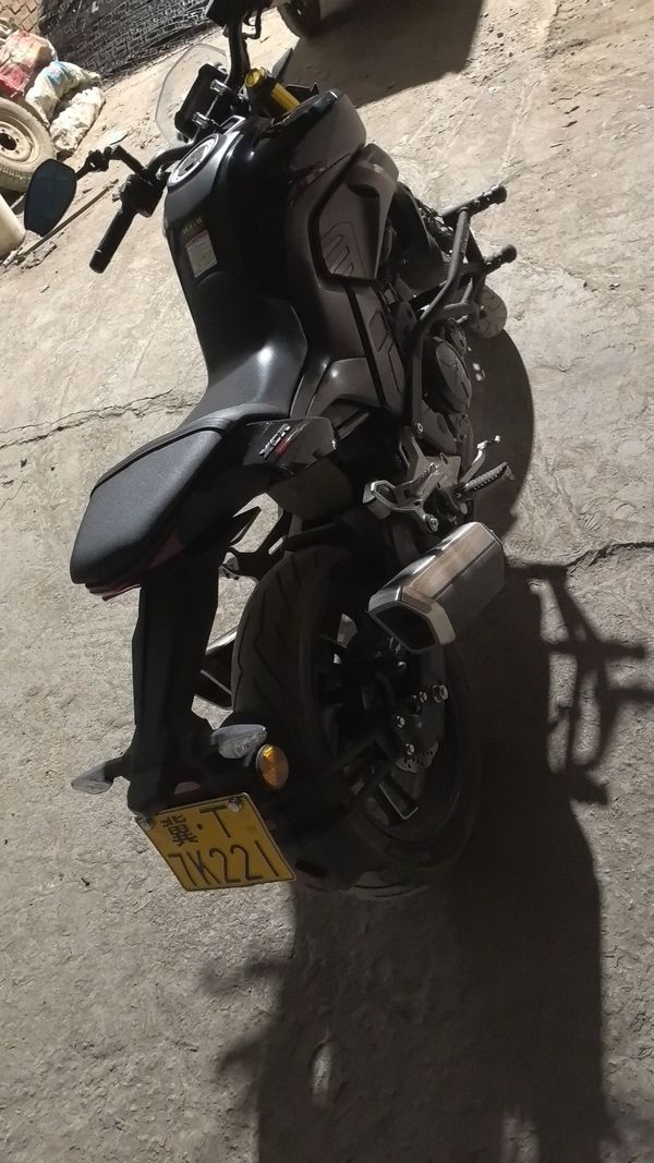 二手豪爵XCR300