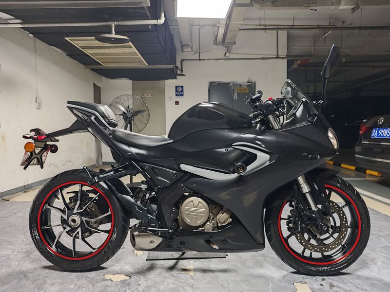 二手QJMOTOR赛250