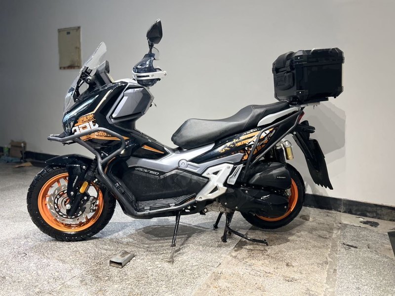 二手大阳V锐 ADV150