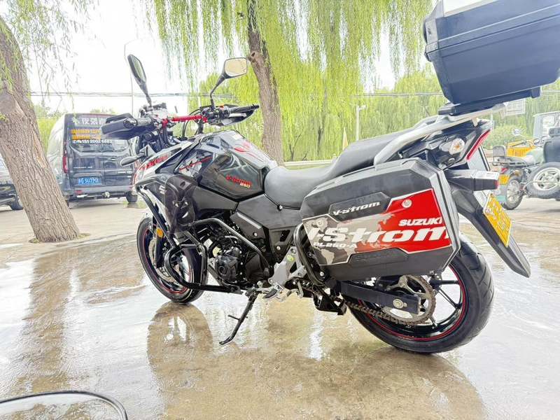二手豪爵铃木DL250
