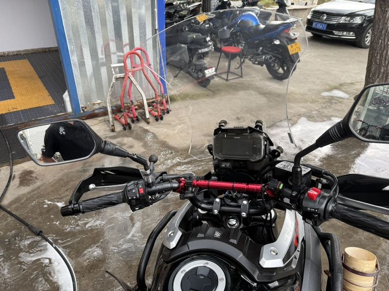 二手豪爵铃木DL250