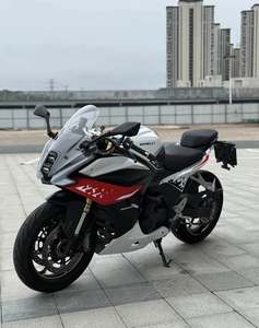 二手贝纳利龙卷风 Tornado 552R