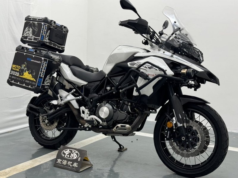 二手贝纳利金鹏 TRK502