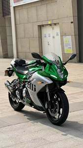 二手贝纳利龙卷风 Tornado 252R