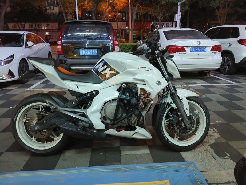 二手春风650NK