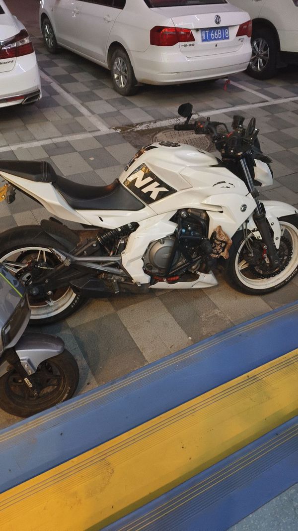 二手春风650NK