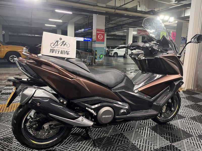 二手光阳AK550