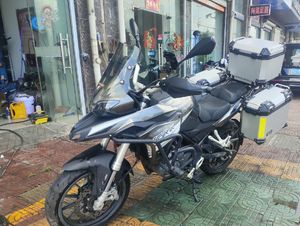 二手贝纳利金鹏 TRK251