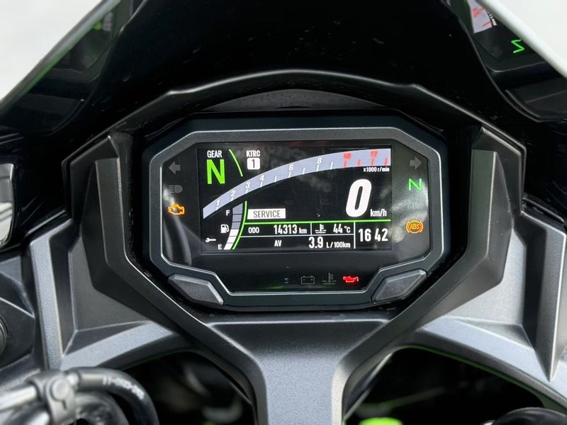 二手川崎Ninja 650 