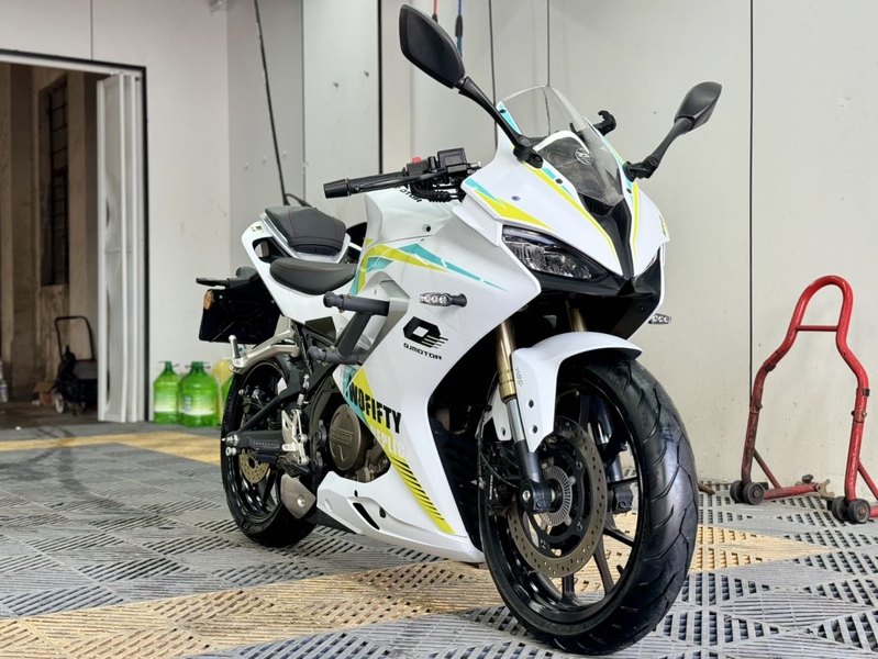 二手QJMOTOR赛250