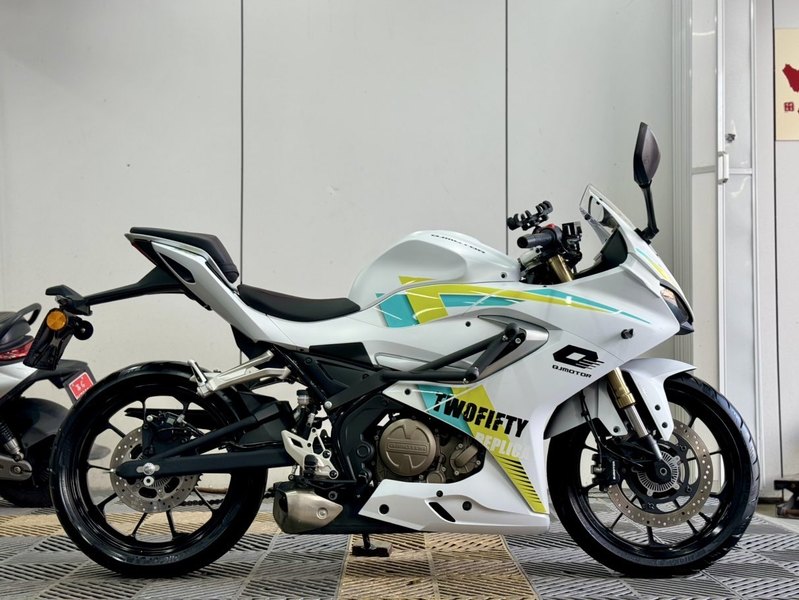 二手QJMOTOR赛250