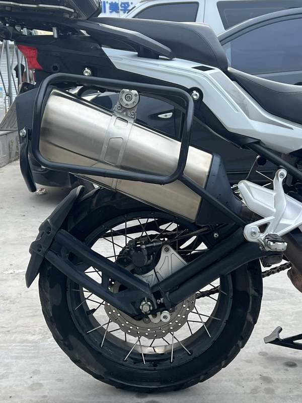 二手贝纳利金鹏 TRK502