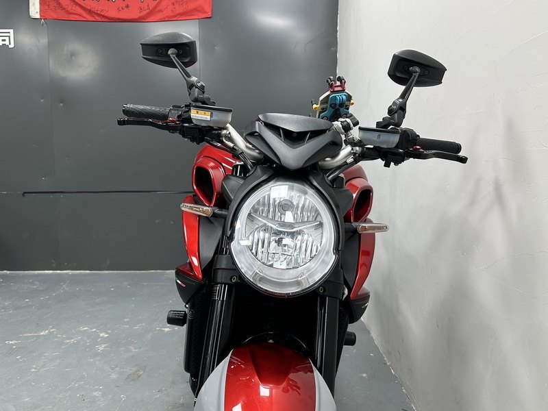 二手奥古斯塔Brutale 800