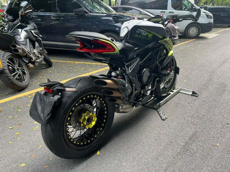 二手奥古斯塔Dragster 800