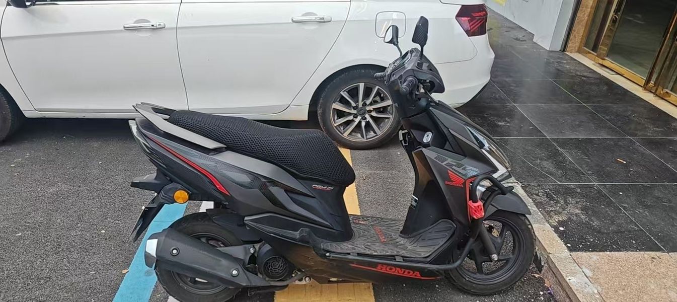 二手新大洲本田裂行 RX125Fi