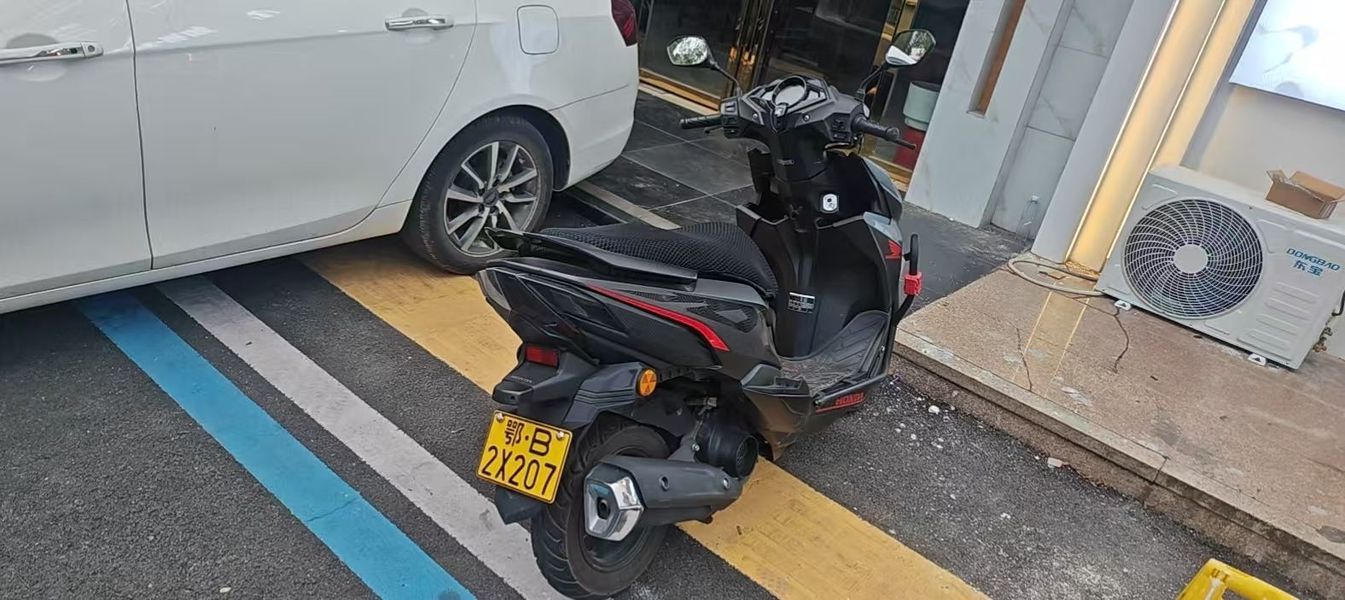 二手新大洲本田裂行 RX125Fi
