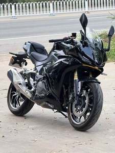 二手贝纳利龙卷风 Tornado 402R
