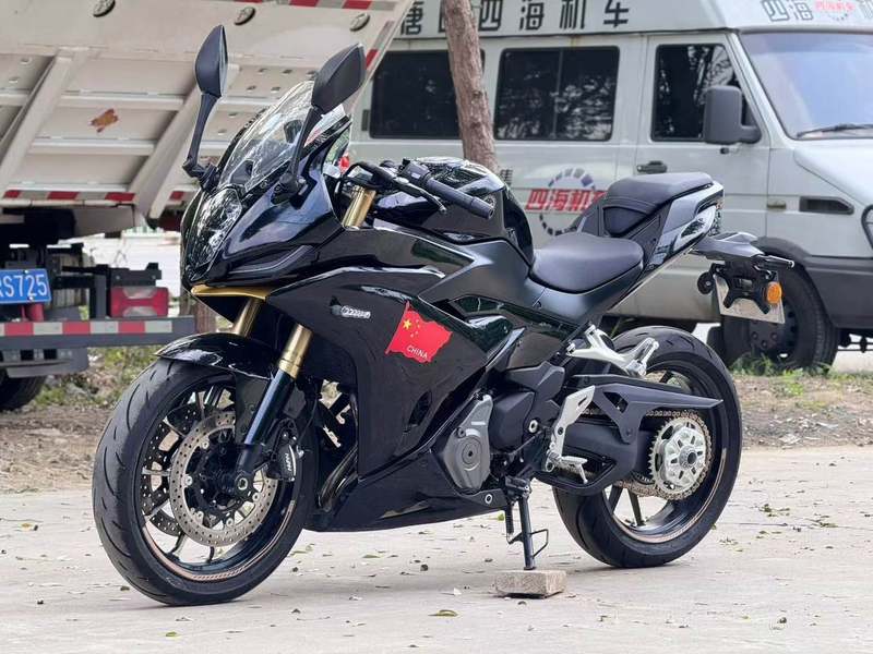 二手贝纳利龙卷风 Tornado 402R